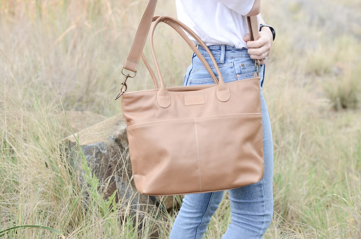 Leather Nappy Handbag | Caramel