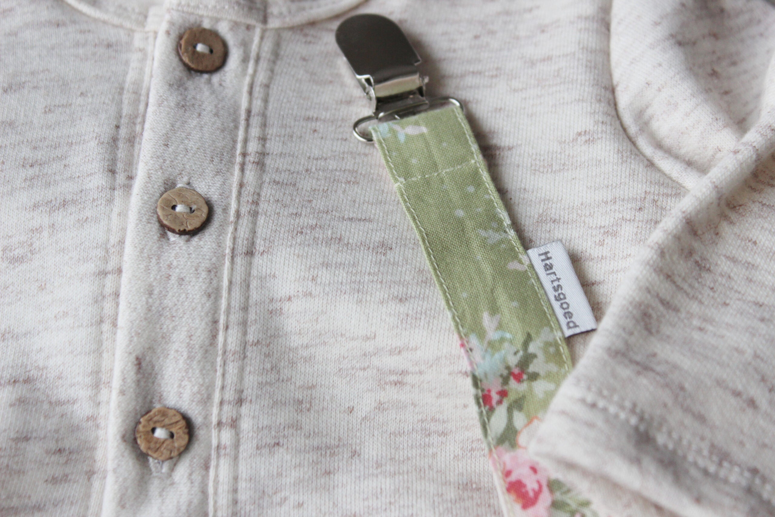 Dummy clip  |  Tilda's roses in Green