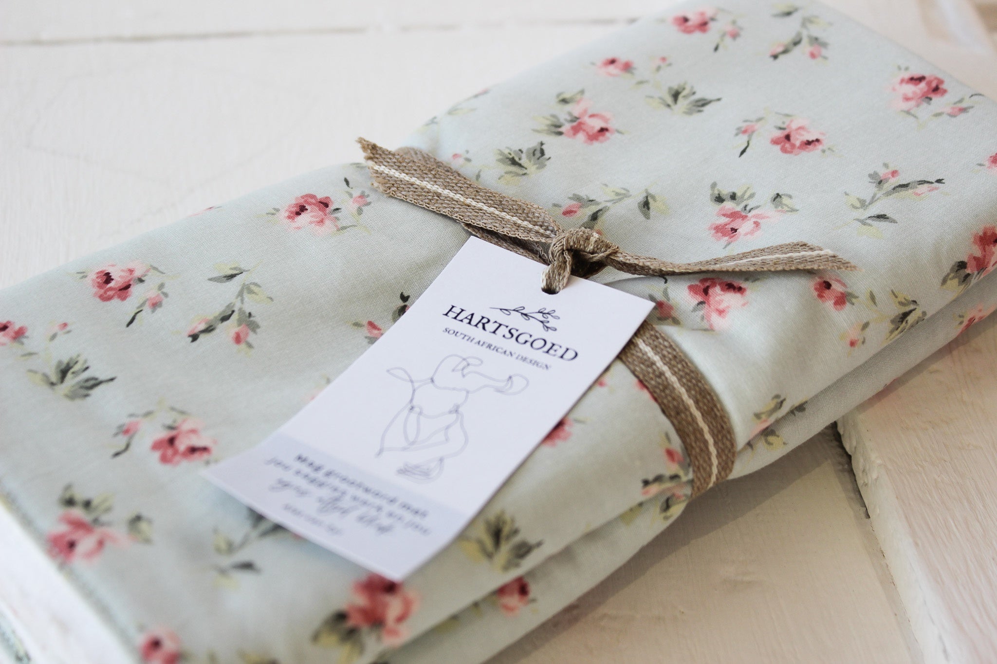 Burp Cloth | Rose on Mint