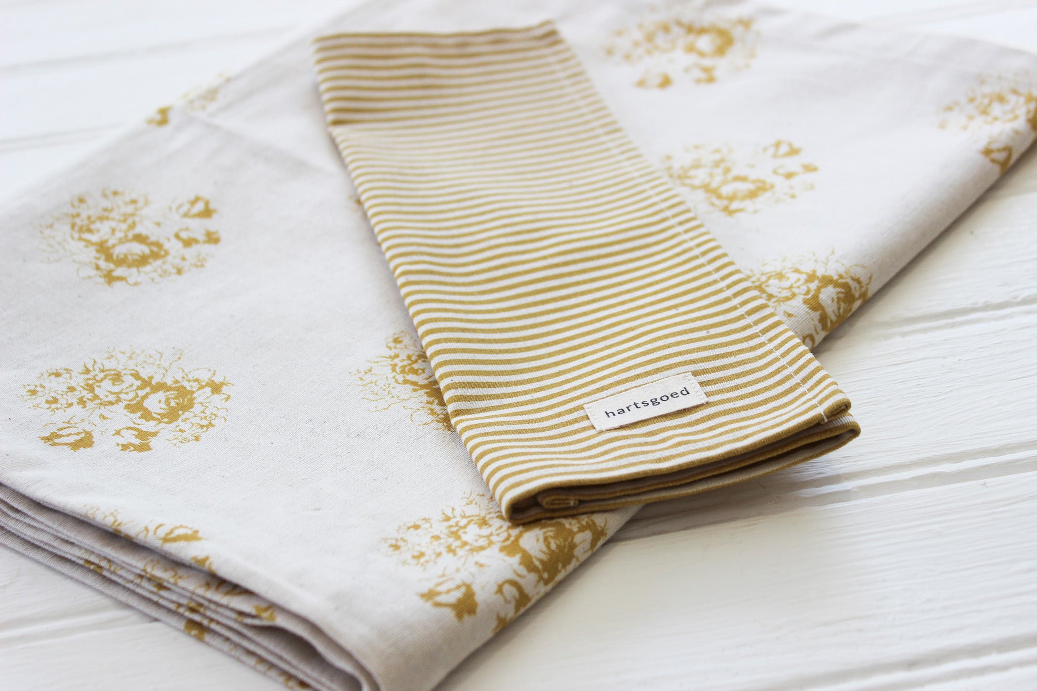 Table Runner 230 x 40cm | Mustard Country Florals