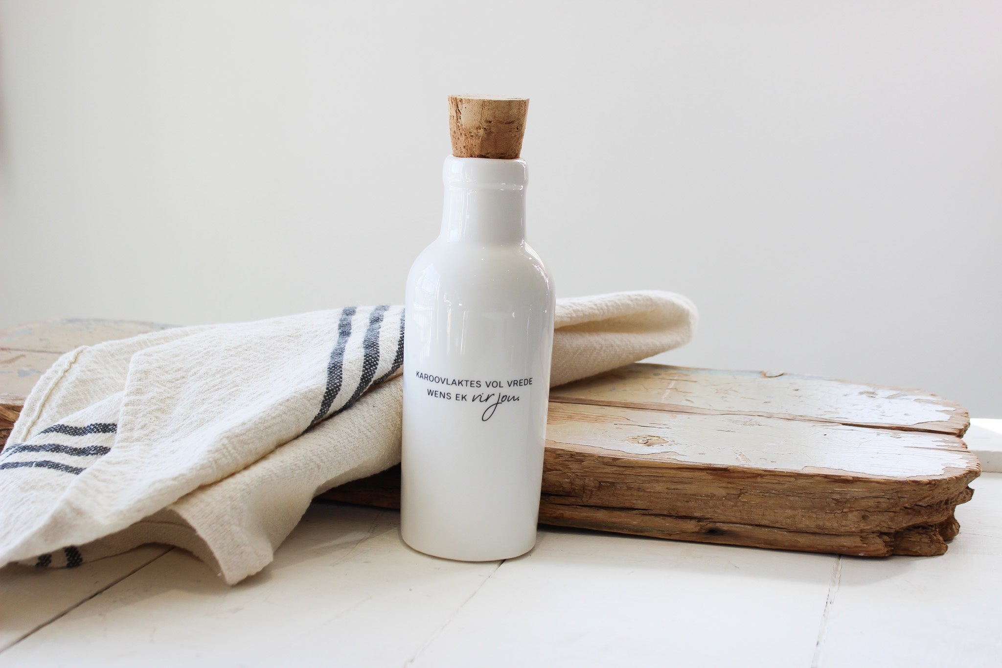 Olive Oil Bottle with Cork  | Karoovlaktes vol vrede