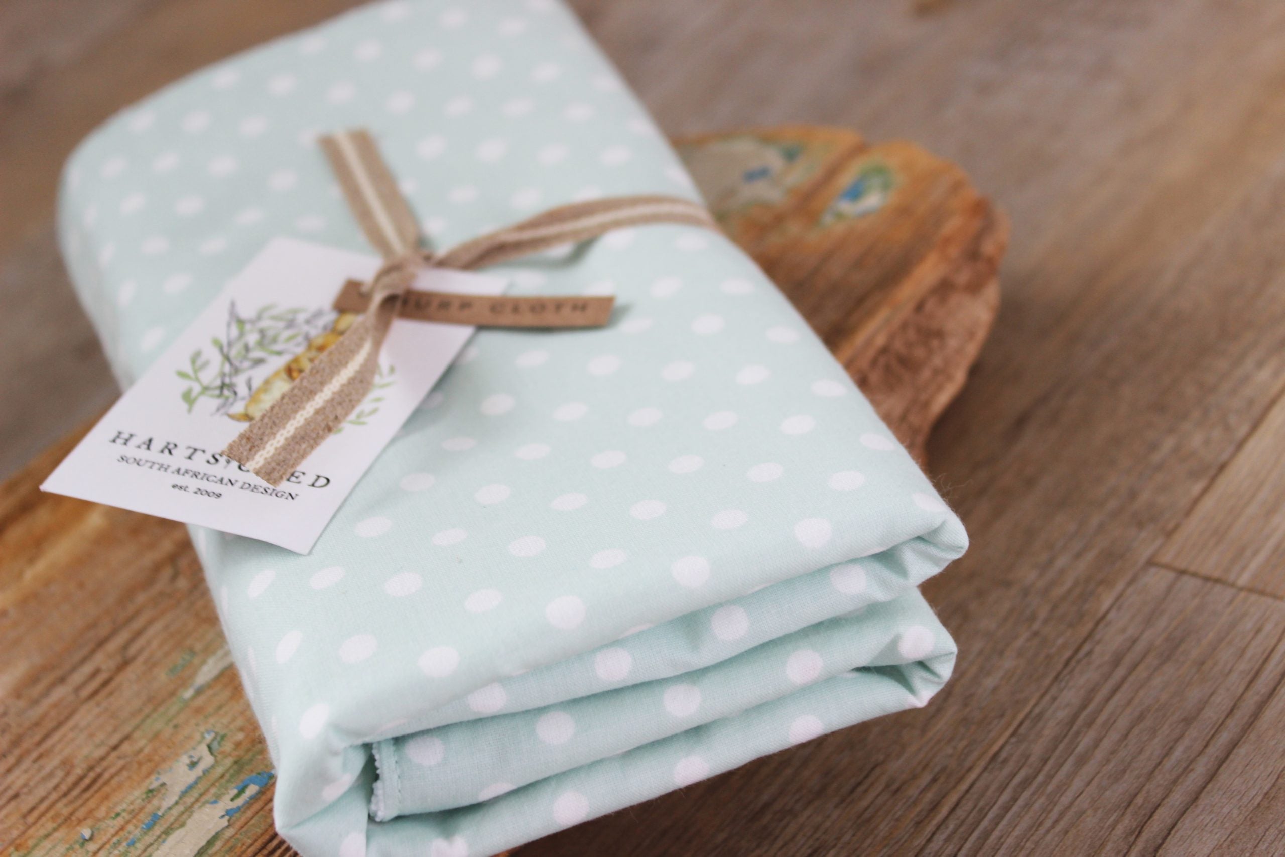 Burp cloth | Polka on Mint