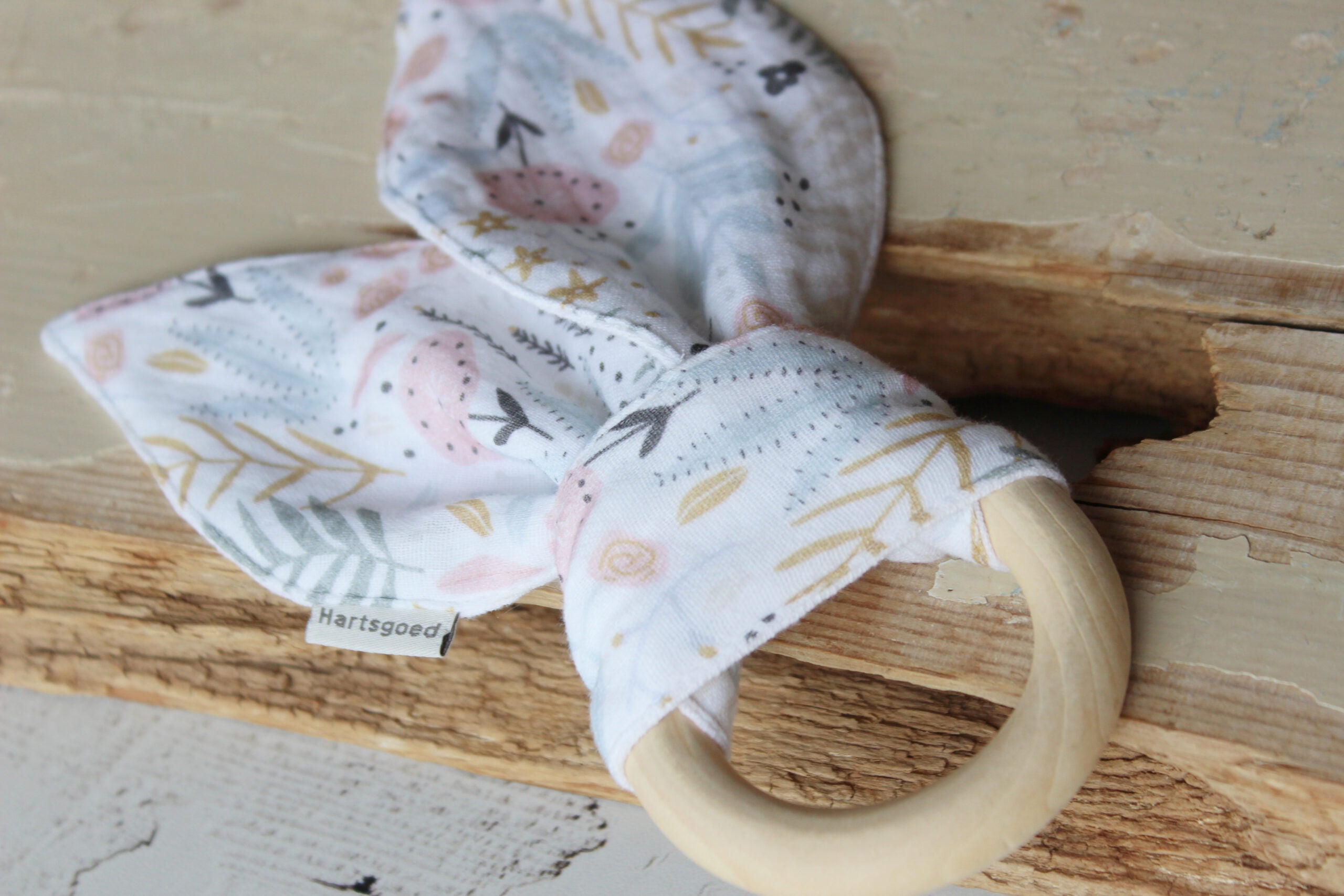 Wooden Teether | Floral muslin