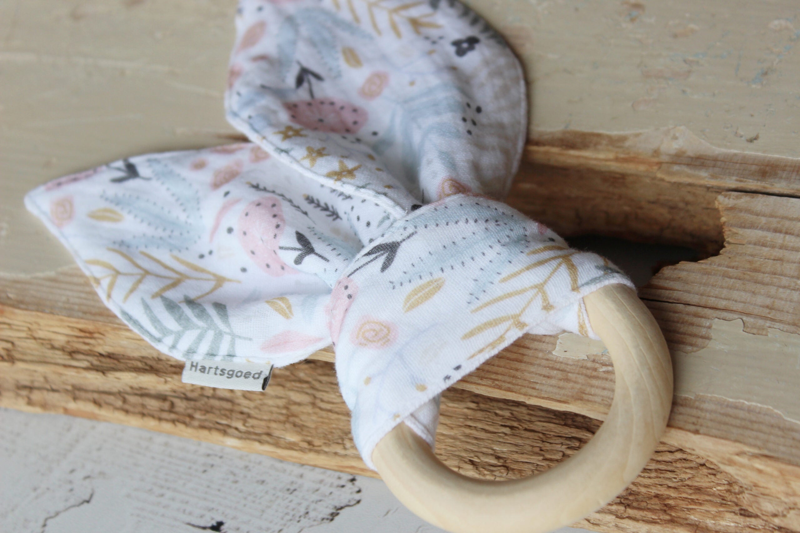 Wooden Teether | Floral muslin