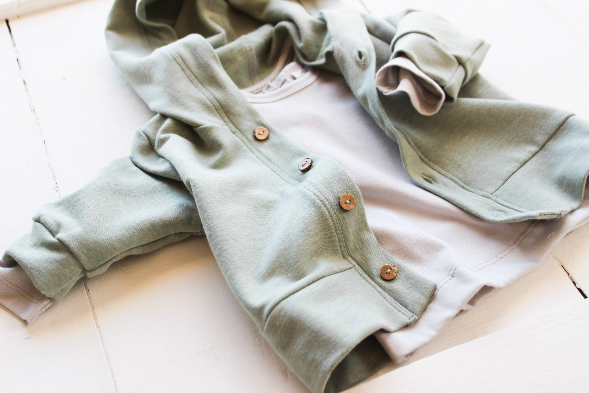 Basic Winter Tee | Light Grey