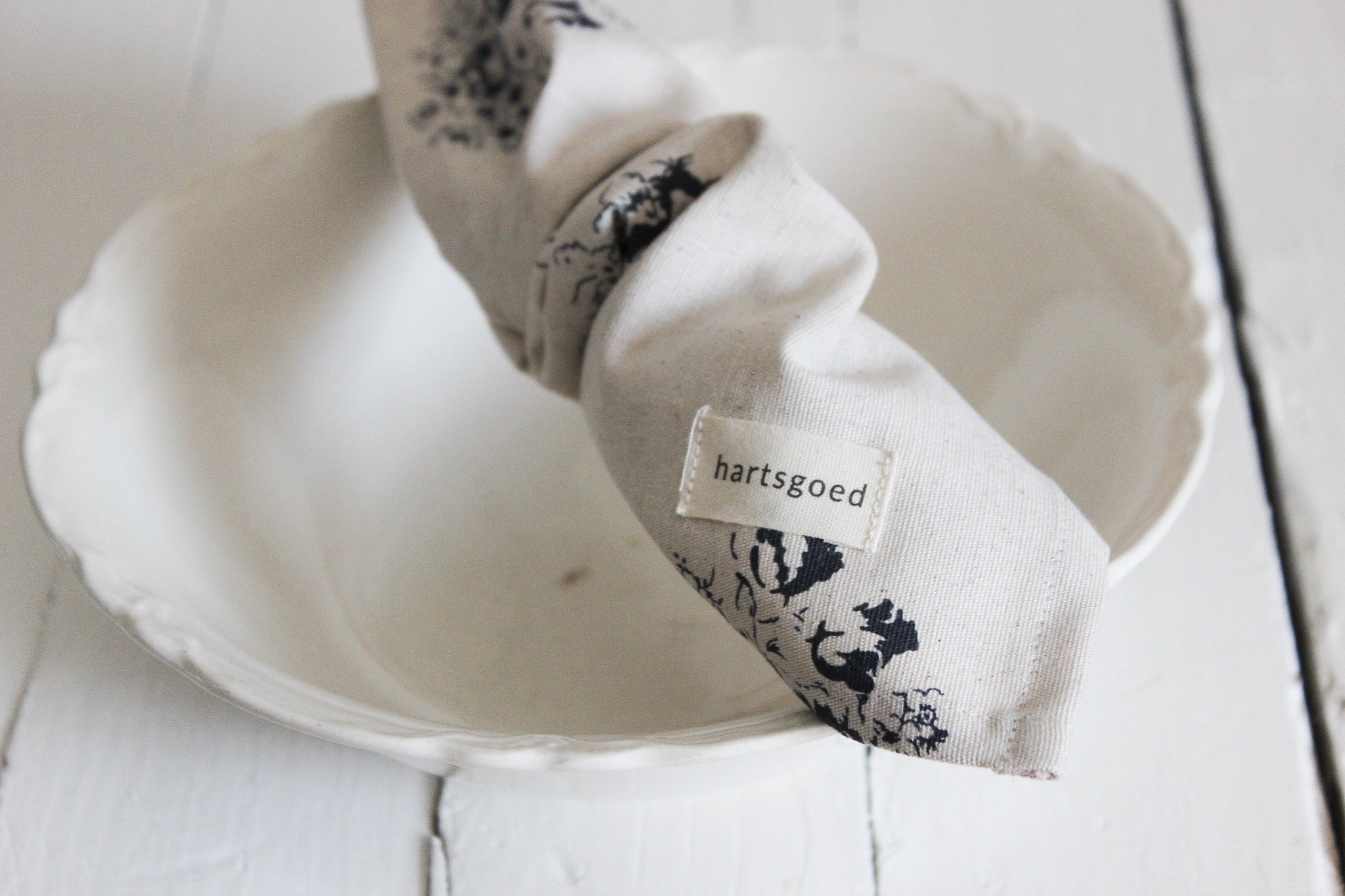 Napkin set of 2 | Navy Country Florals