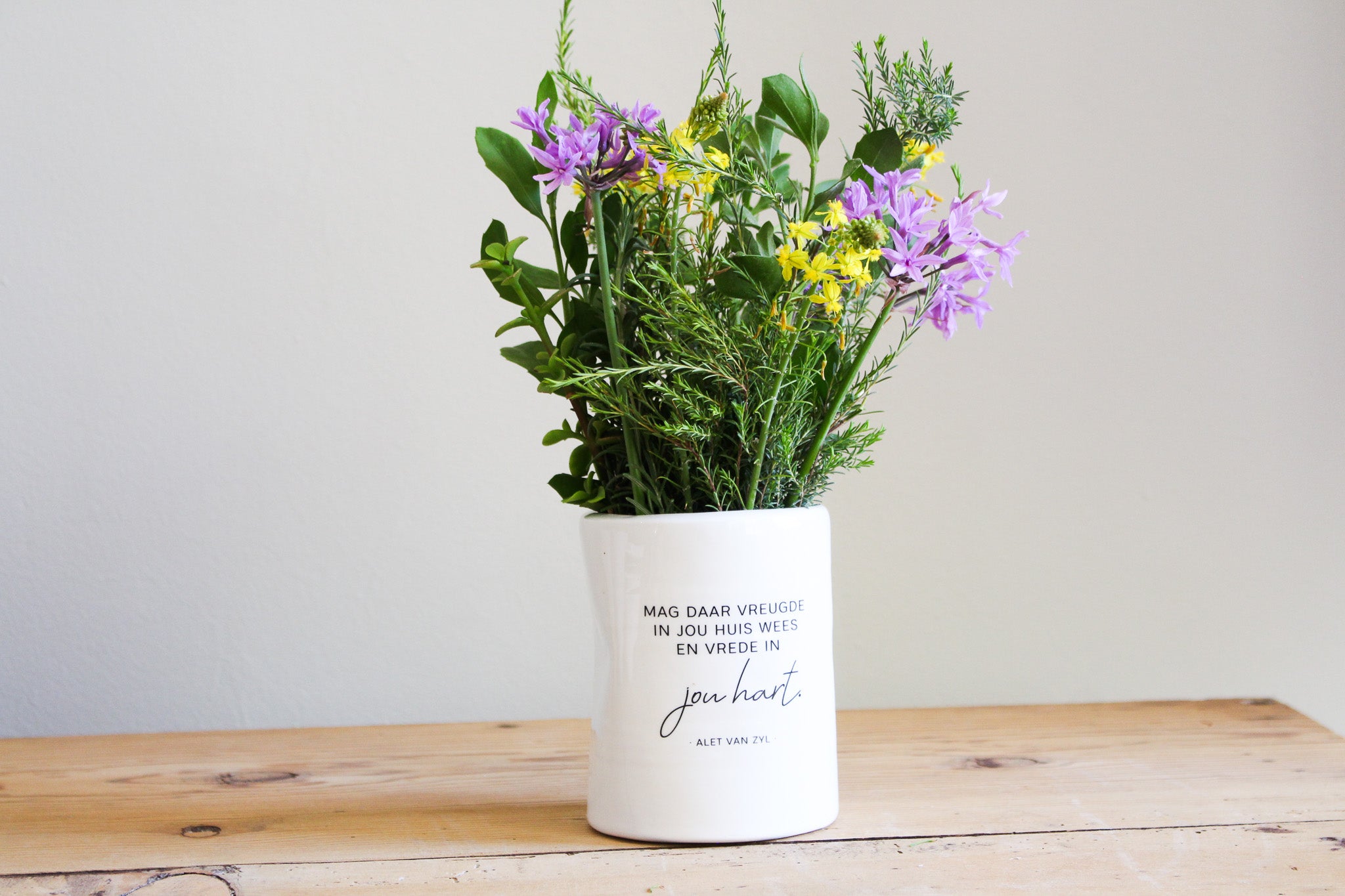 Ceramic Tin Vase | Vreugde in jou huis