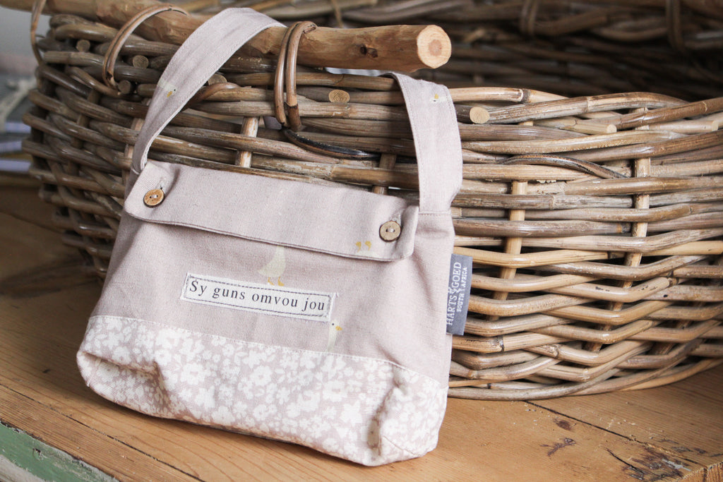 Girls Handbag  |  Mauve Ducks | Sy guns