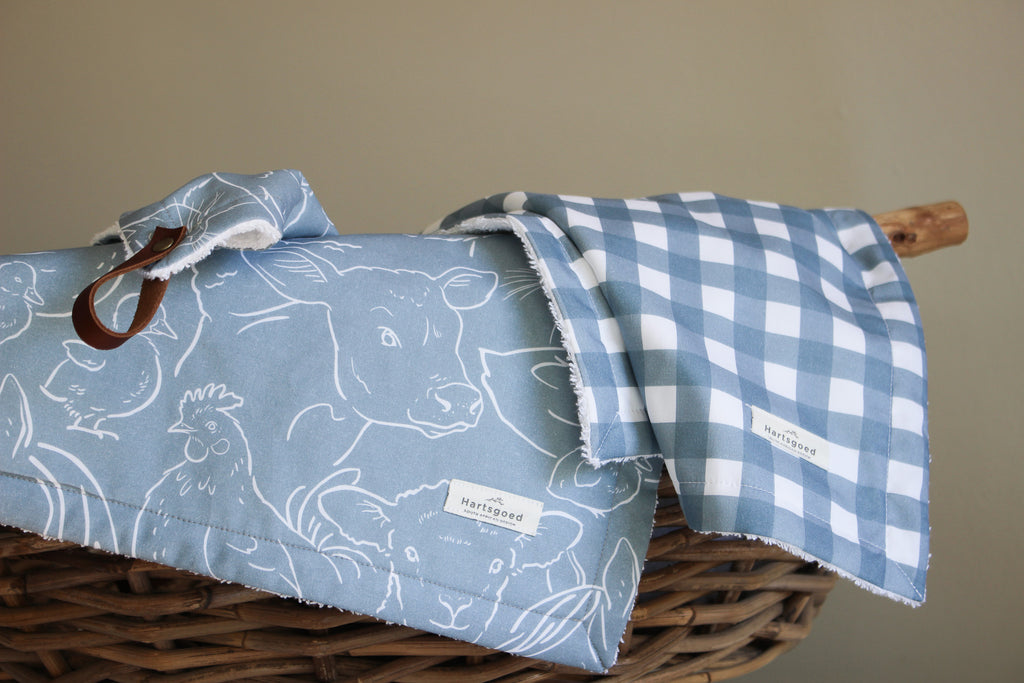 Cotton Burp Cloth | Farm Animals | Karoo Skies