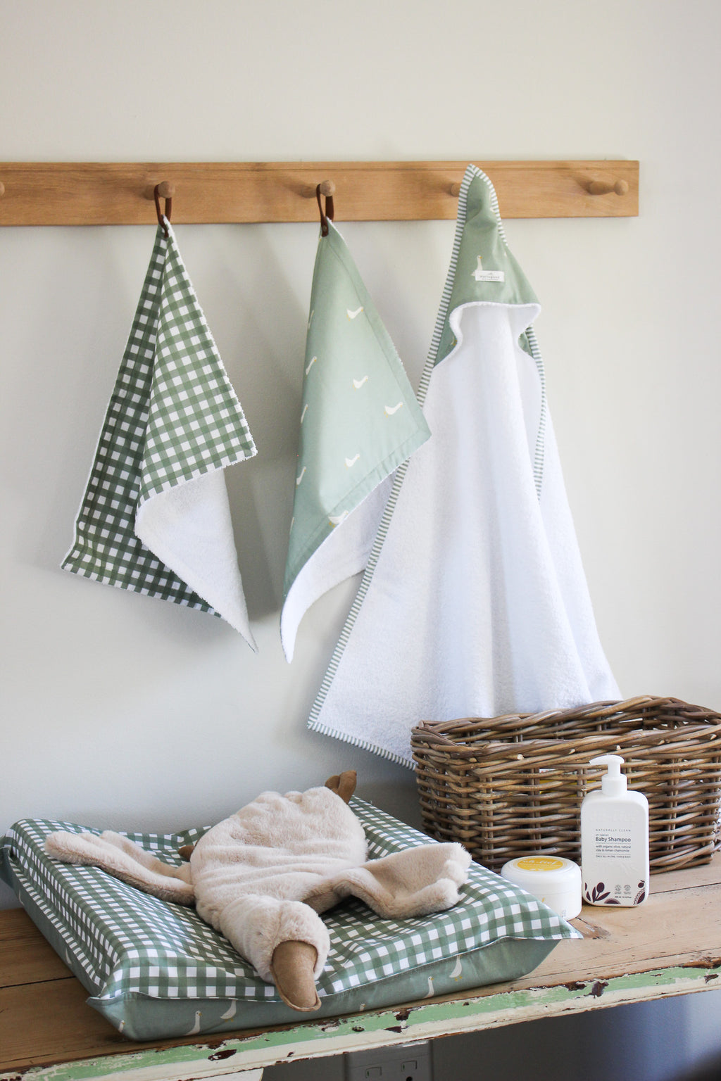 Hooded Cotton Baby Bath Towel | Ducks | Karoo Fields