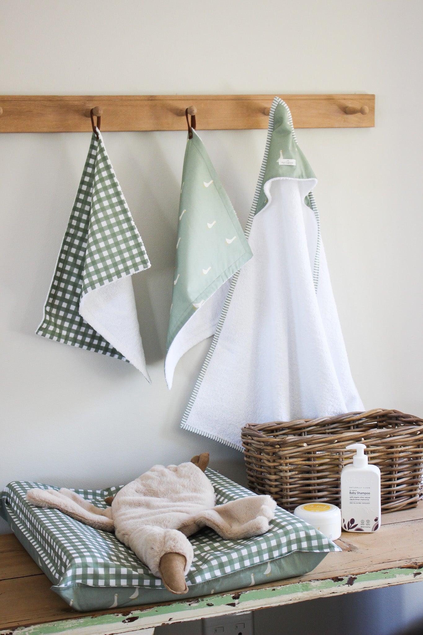 Hooded Baby Bath Towel | Ducks | Karoo Fields