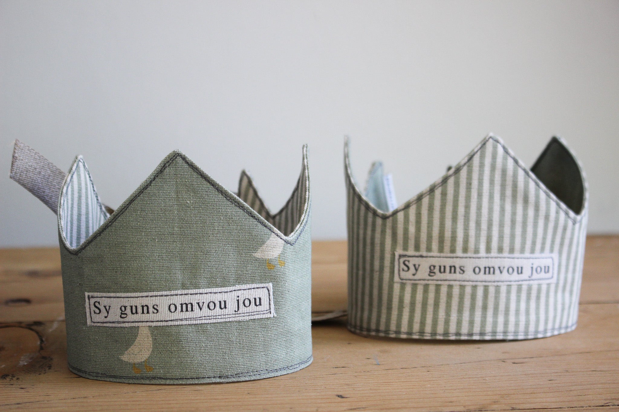 Birthday Crown | Sy Guns | Olive Ducks & Lines