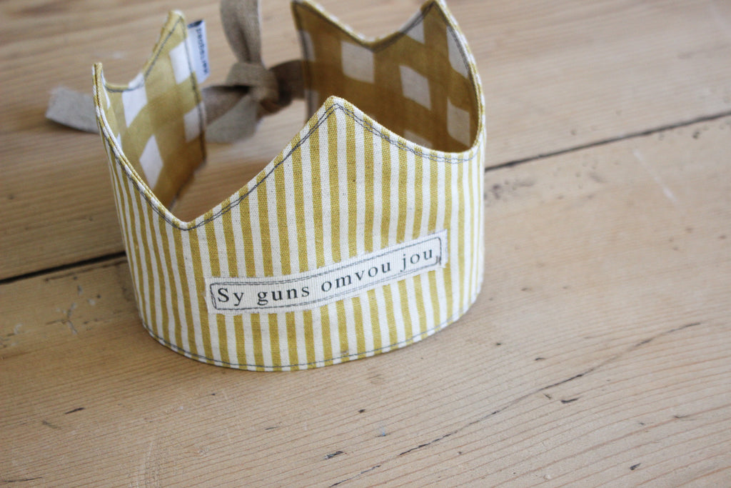 Birthday Crown | Sy Guns | Mustard Gingham