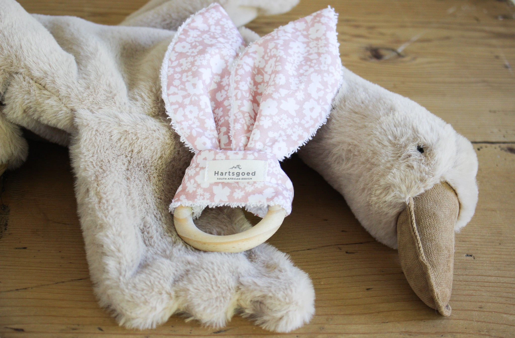 Wooden Teether | Flower Fields | Dusty Rose
