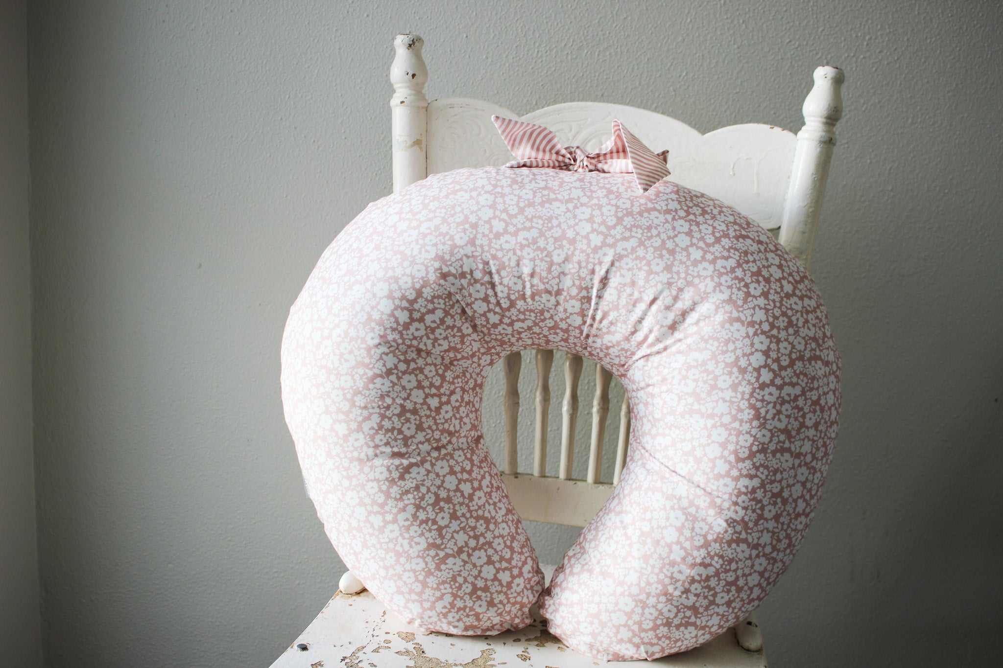 Cotton Nursing Pillow | Flower Fields | Dusty Rose