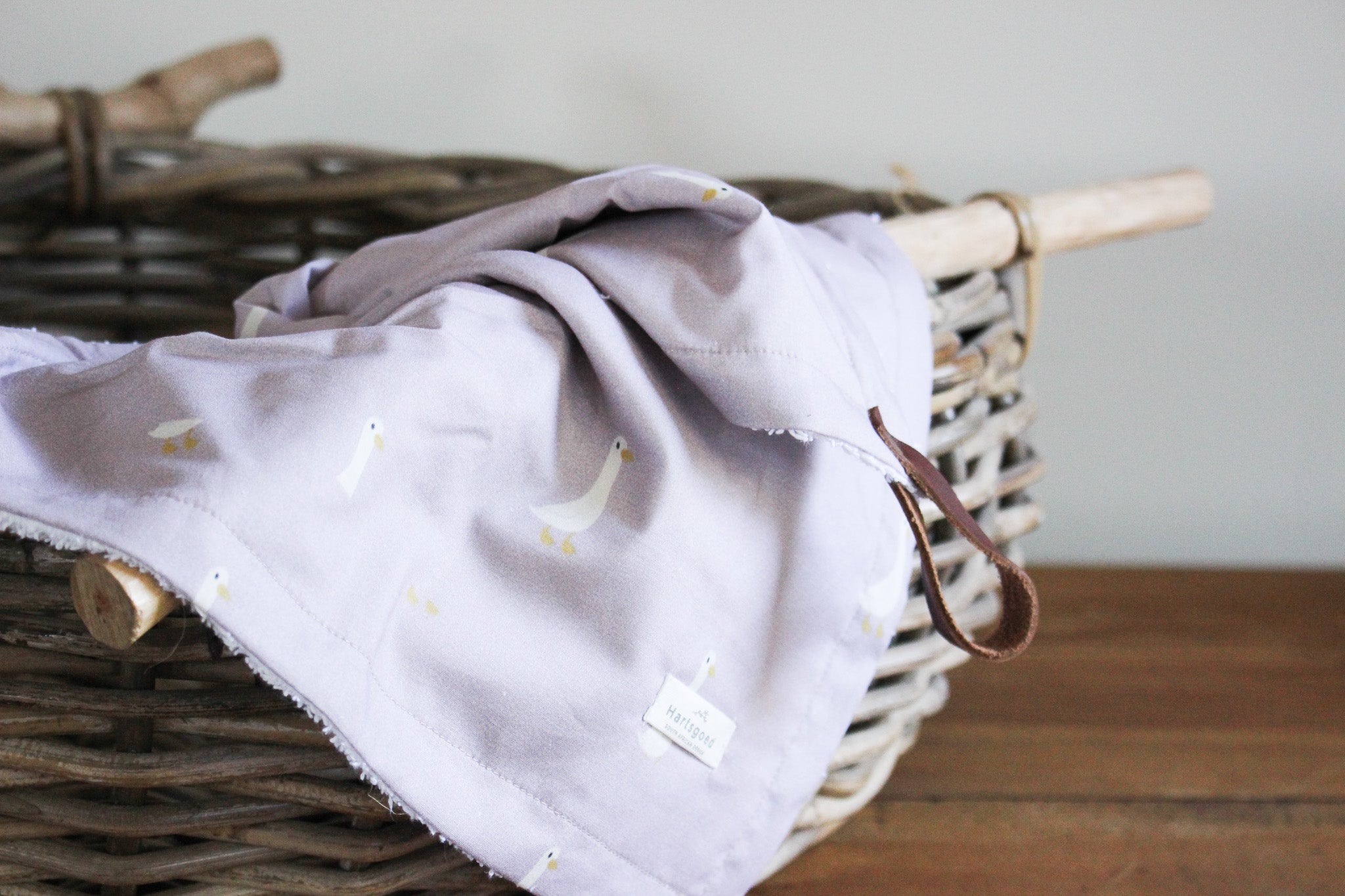 Cotton Burp Cloth | Ducks | Mauve