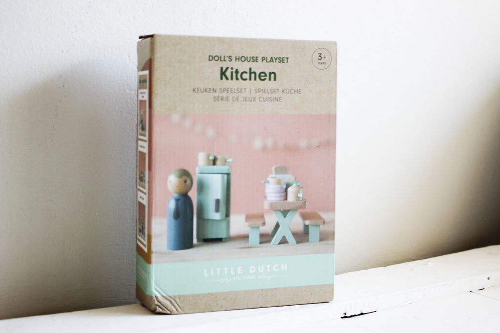 LD Dollhouse Kitchen