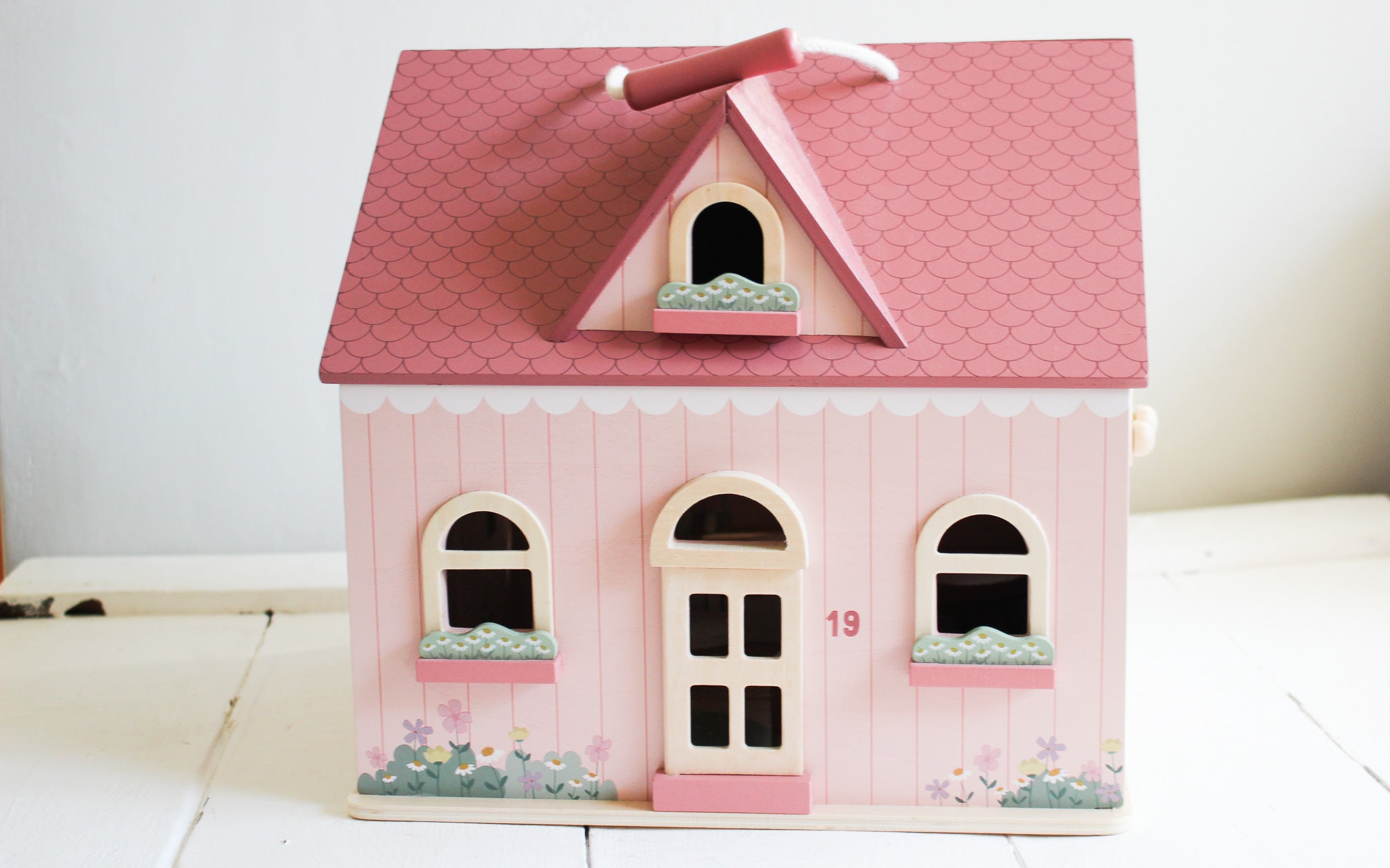 LD Dollhouse Little FSC