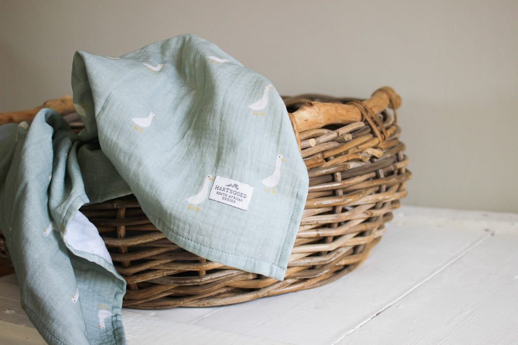 Karookind Heirloom Muslin Blanket | Karoo Fields | Ducks