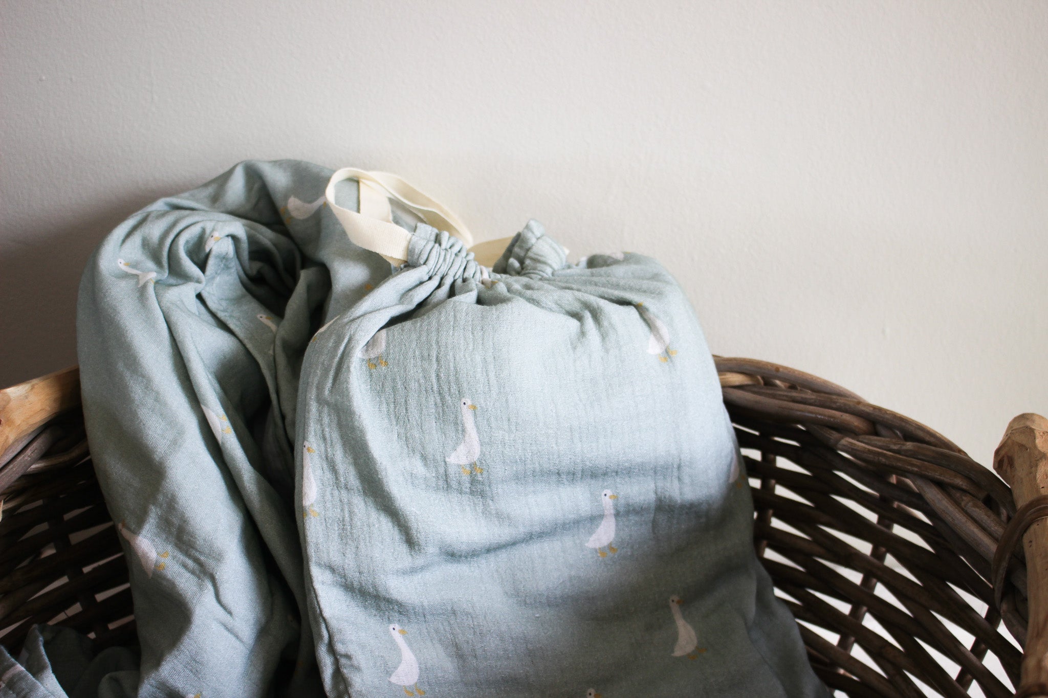Karookind Heirloom Muslin Blanket | Karoo Fields | Ducks