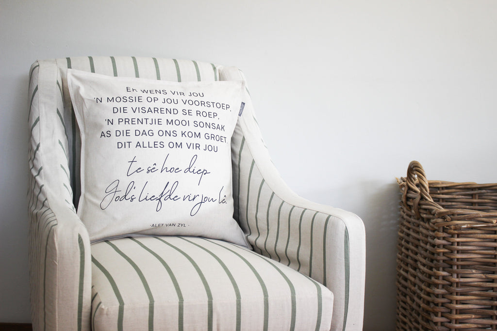 Linen Cushion Cover | Mossie op jou voorstoep