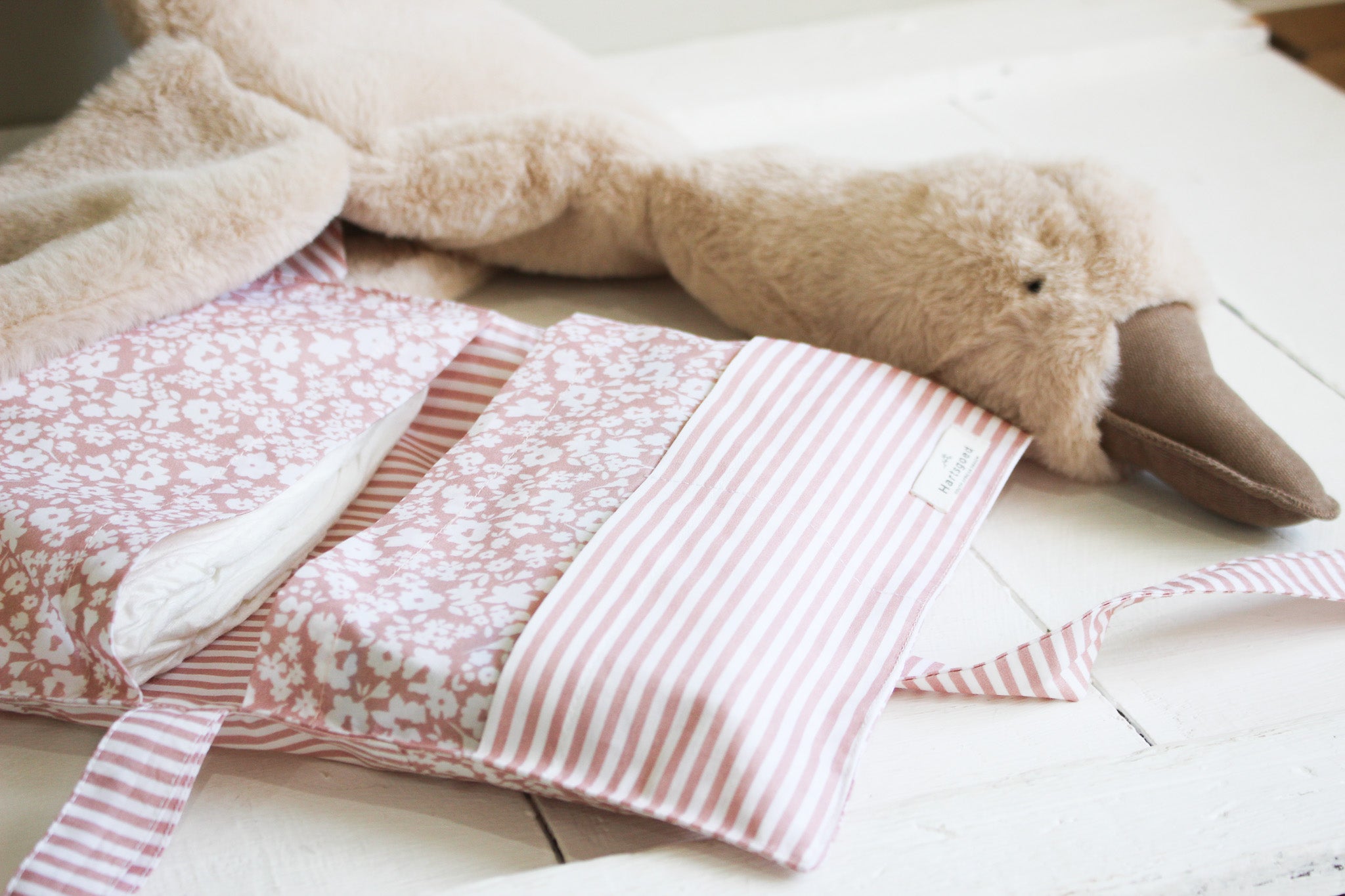 Nappy Clutch | Flower Fields | Dusty Rose