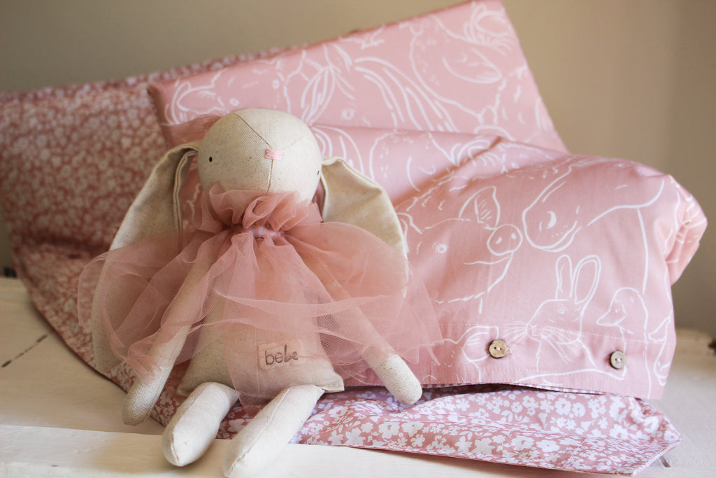 Cot  Duvet Set (100% Cotton) | Farm Animals & Flower Fields | Dusty Rose