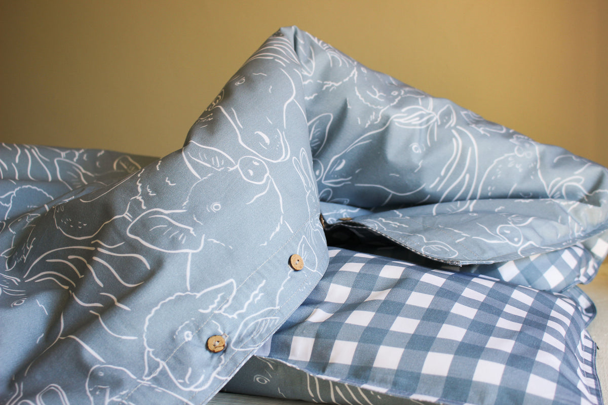 Cot  Duvet Set (100% Cotton) | Farm Animals & Gingham | Karoo Skies