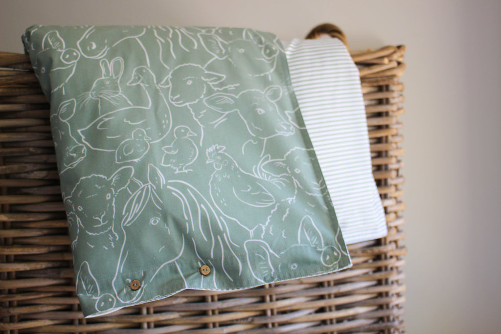 Cot  Duvet Set (100% cotton) | Farm Animals & Lines | Karoo Fields