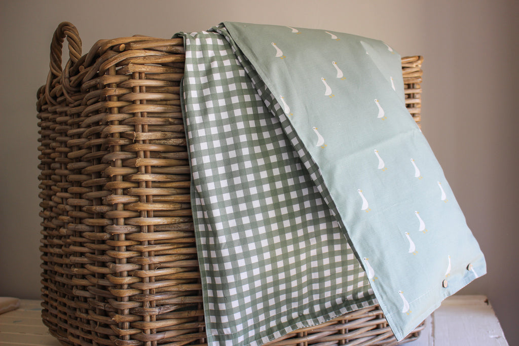 Cot  Duvet Set (100% Cotton) | Ducks & Gingham | Karoo Fields