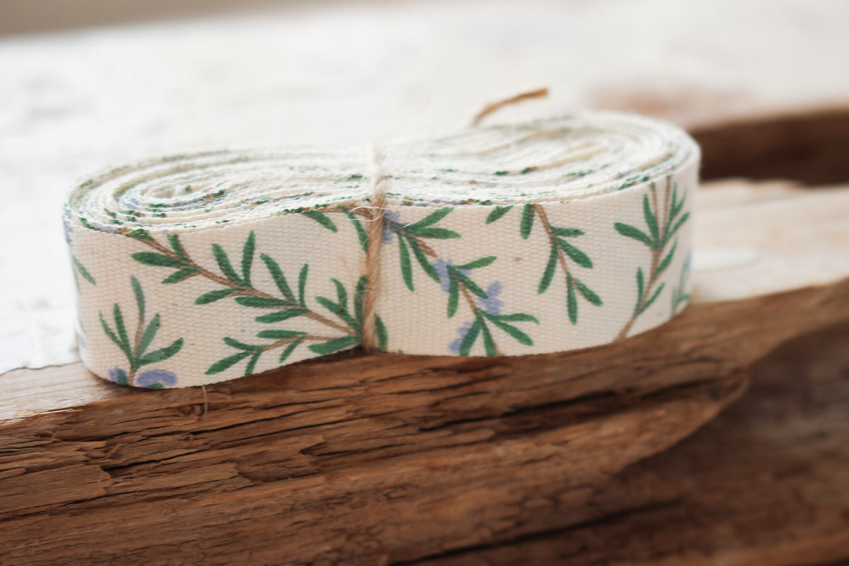 Ribbon 4m |  Green Leaves With Blue 20mm