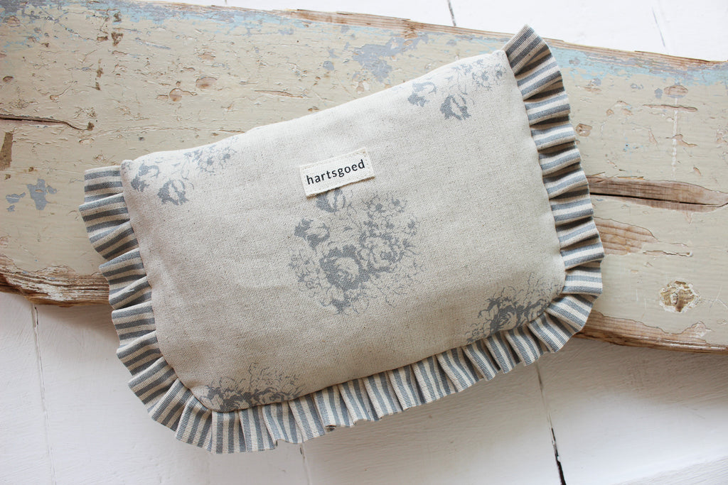 Frilled Essentials Bag | Grey