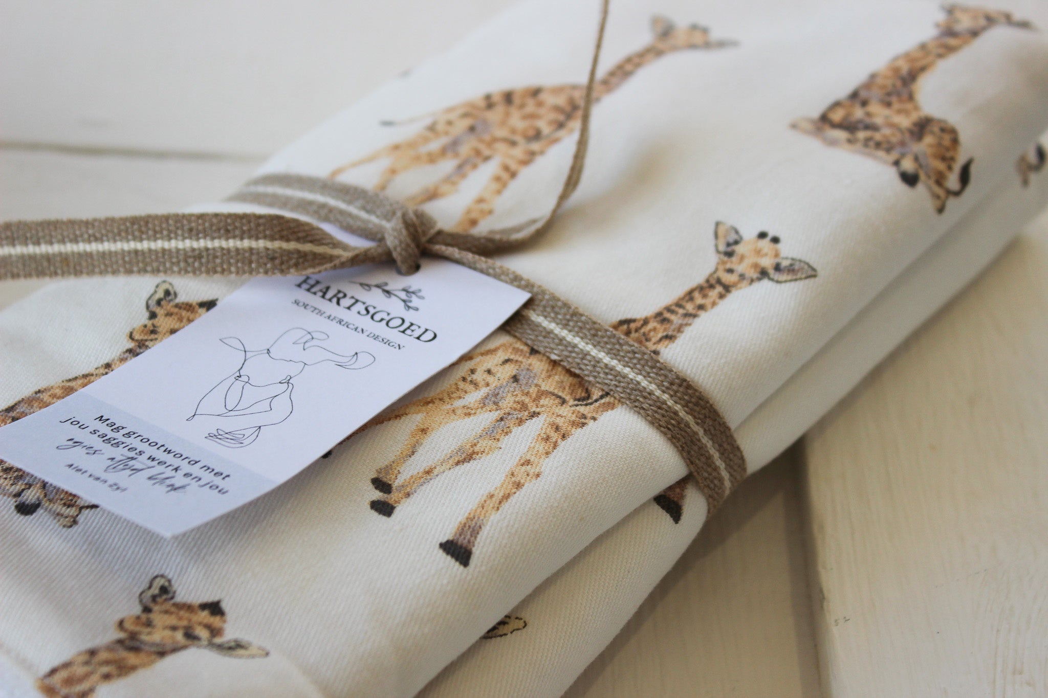 Burp cloth  |  Giraffe