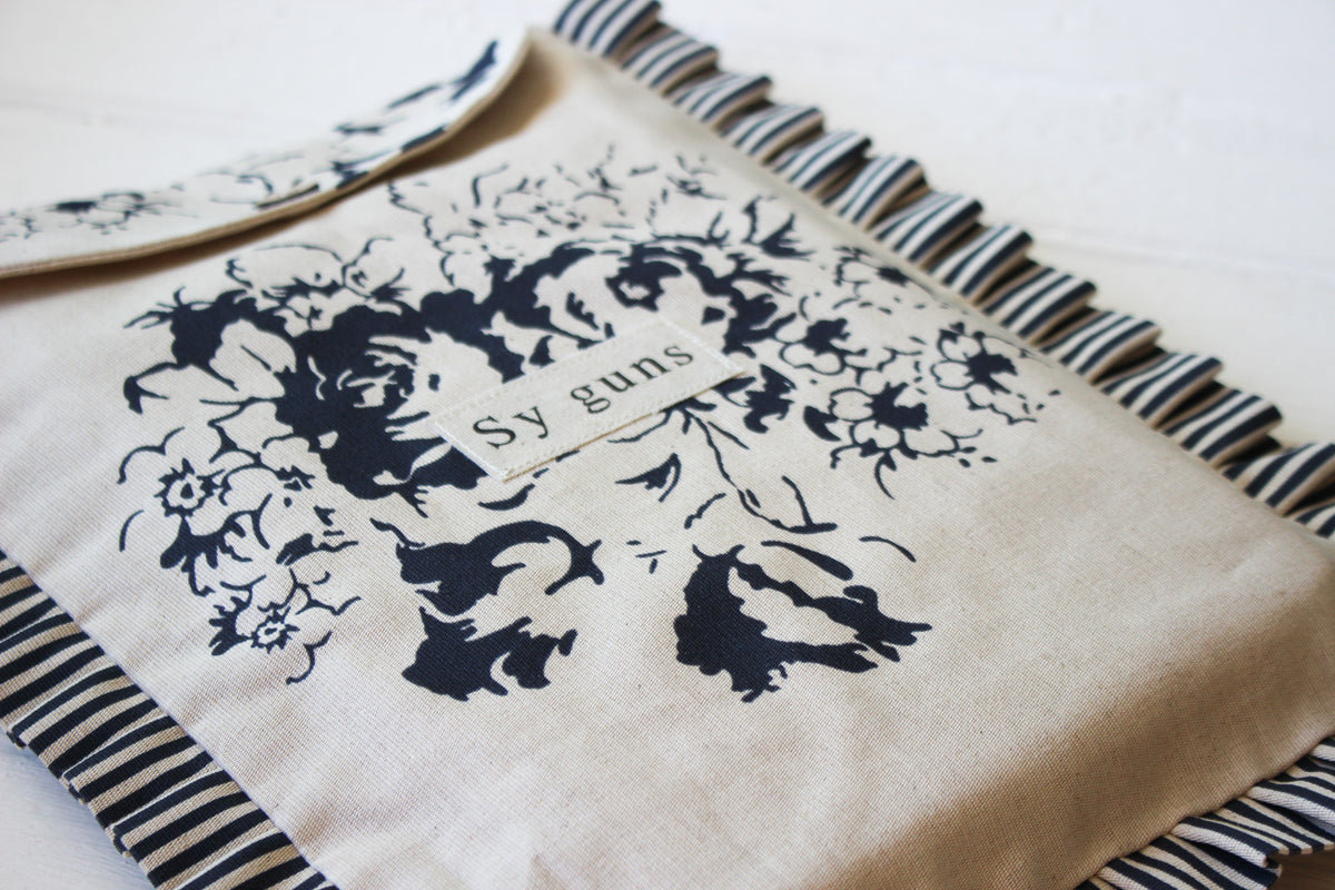 Frilled Bible Bag | Navy | Sy Guns