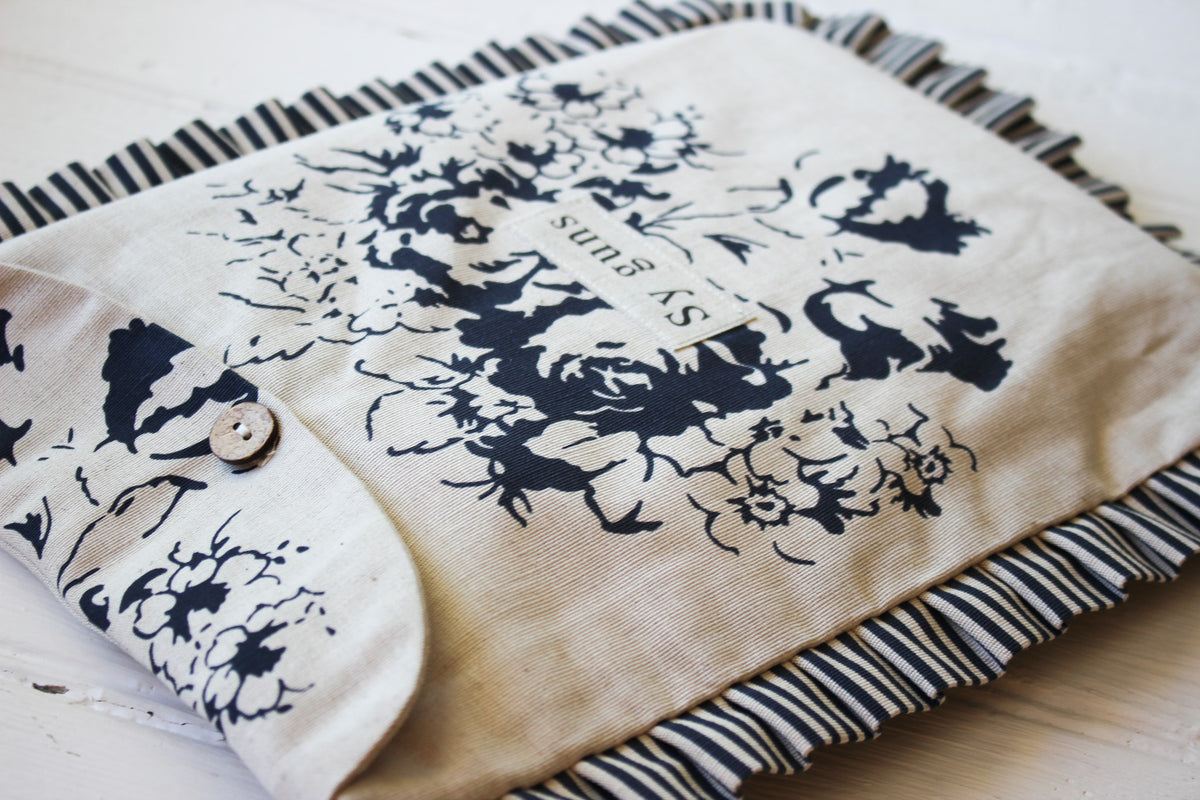 Frilled Bible Bag | Navy | Sy Guns