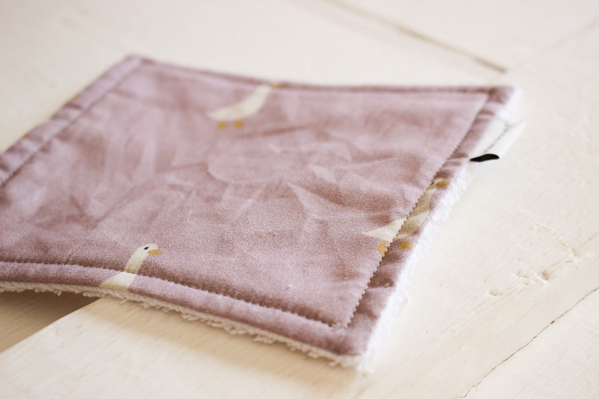 Cotton Face Cloth | Ducks | Mauve