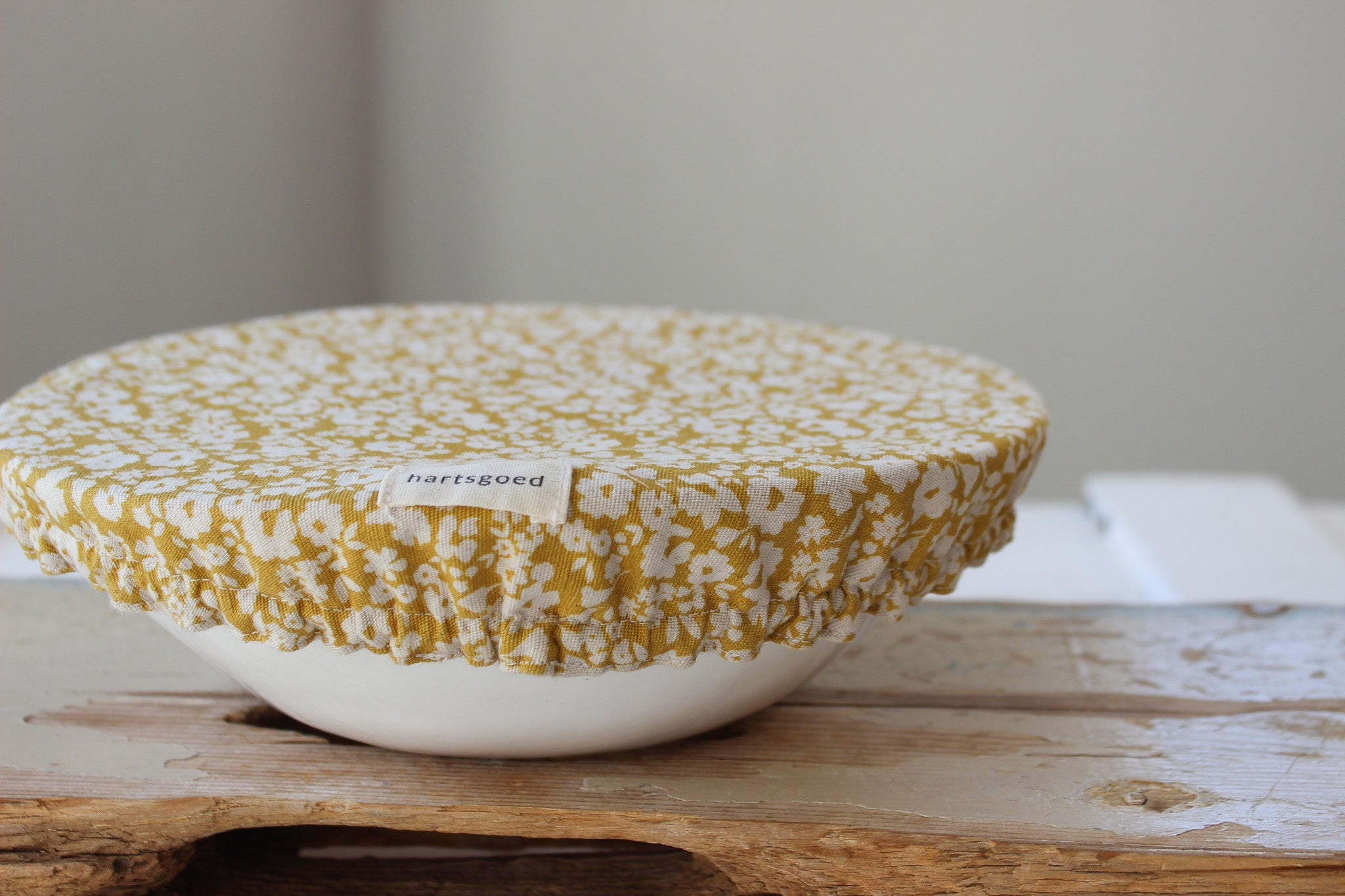 Reversible Bowl Cover (M) | Mustard Fields of Flowers