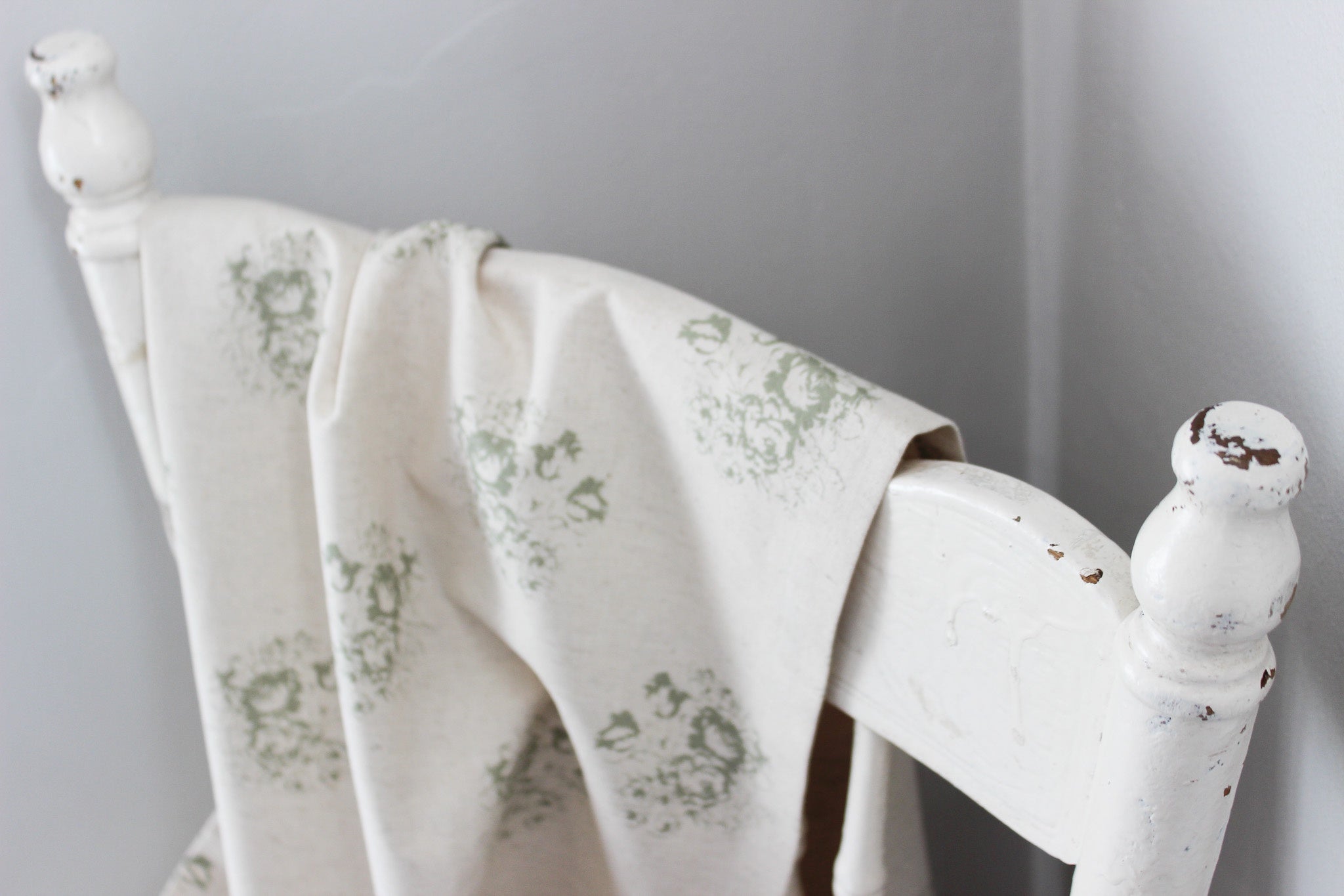 Table Runner 230 x 40cm | Olive Country Florals