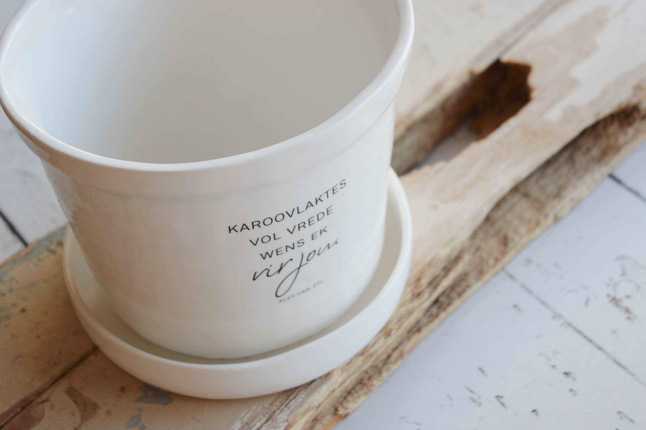 Round herb planter  |  Karoovlaktes vol vrede