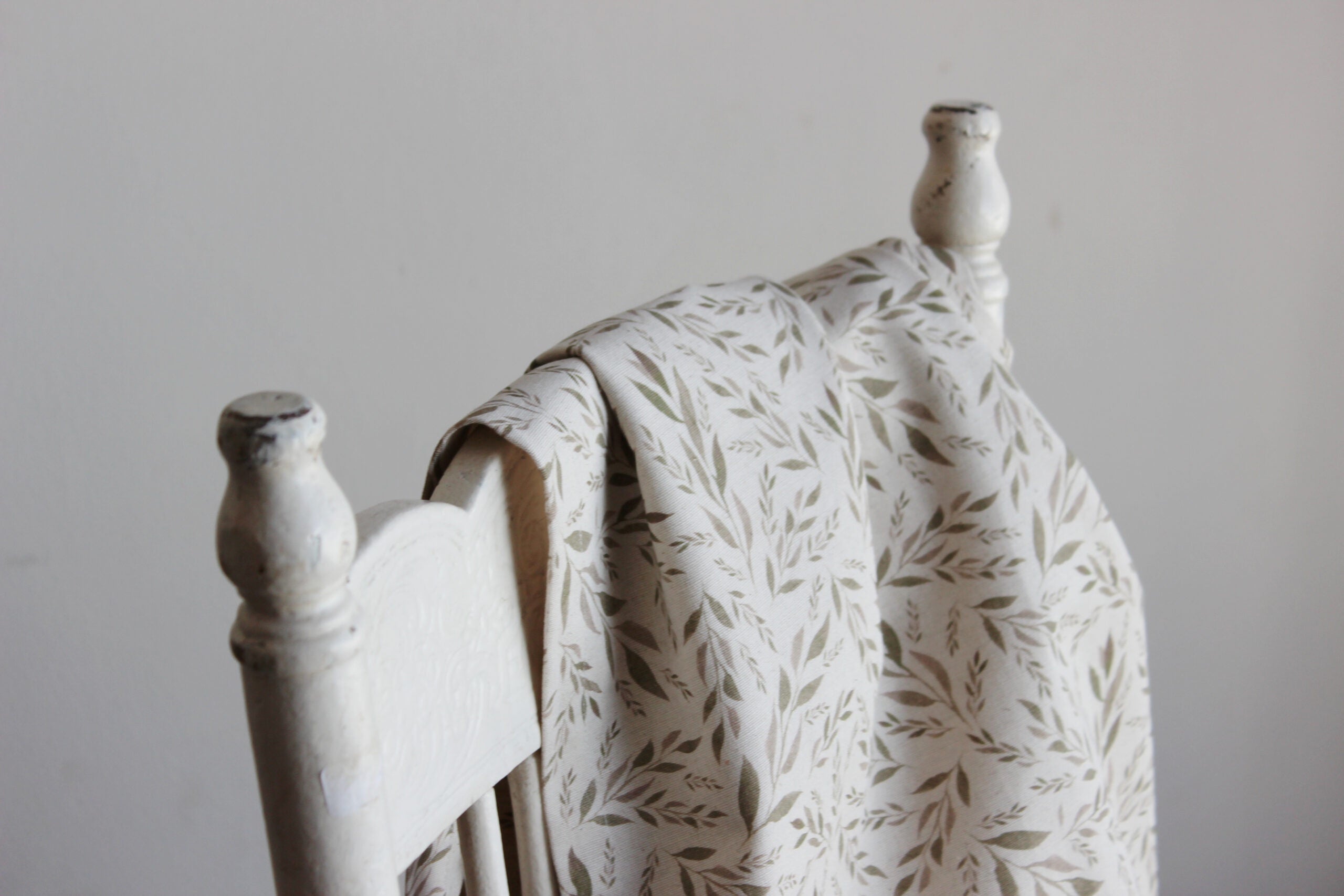 Hartsgoed Fabric  |  Leaves on Linen