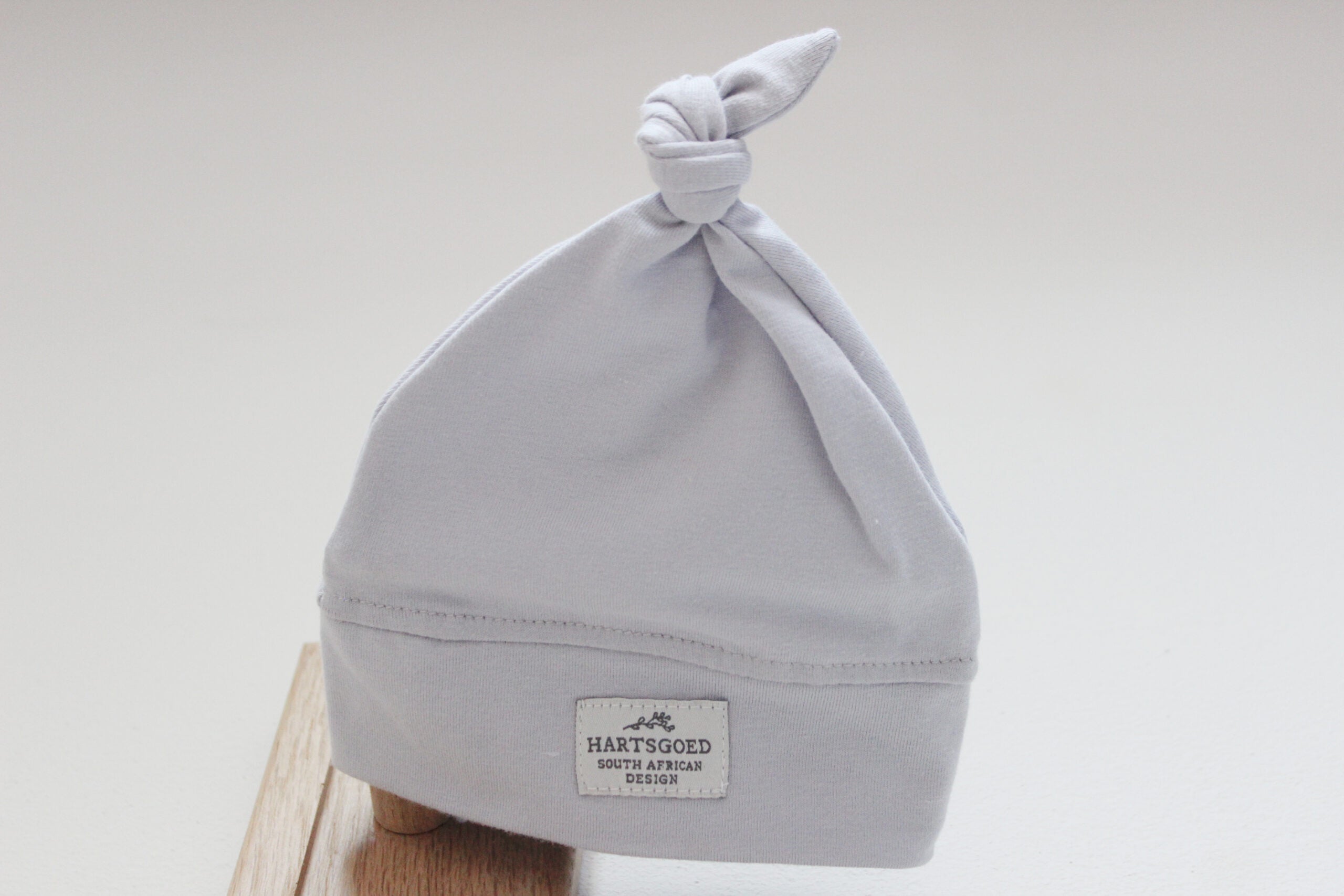 Knotted Hat  |  Light Grey