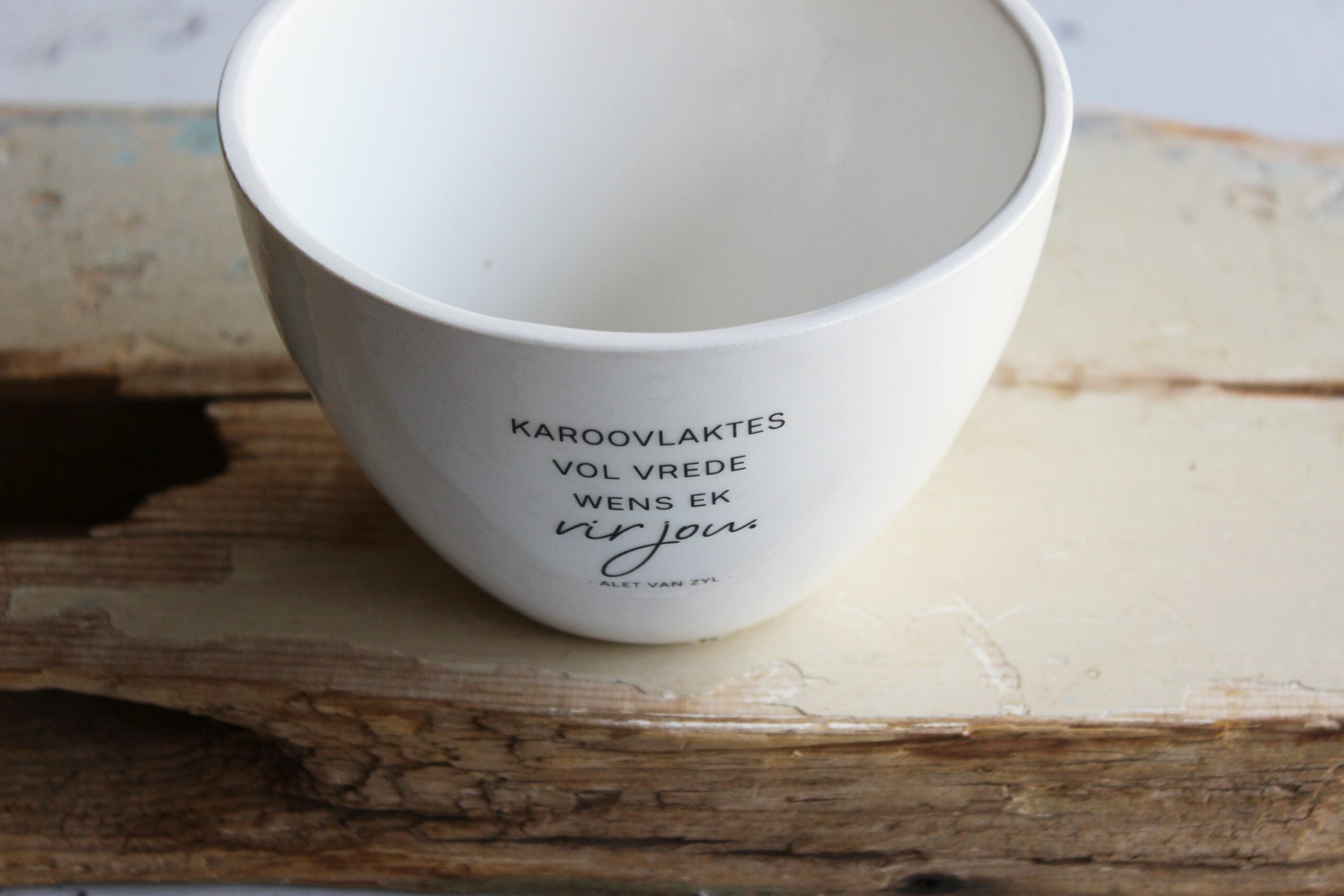 Tapered bowl  |  Karoovlaktes vol vrede